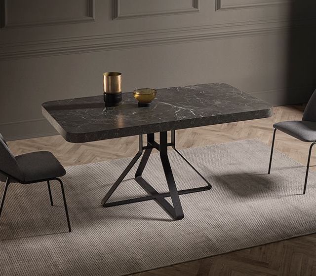 mesa negra